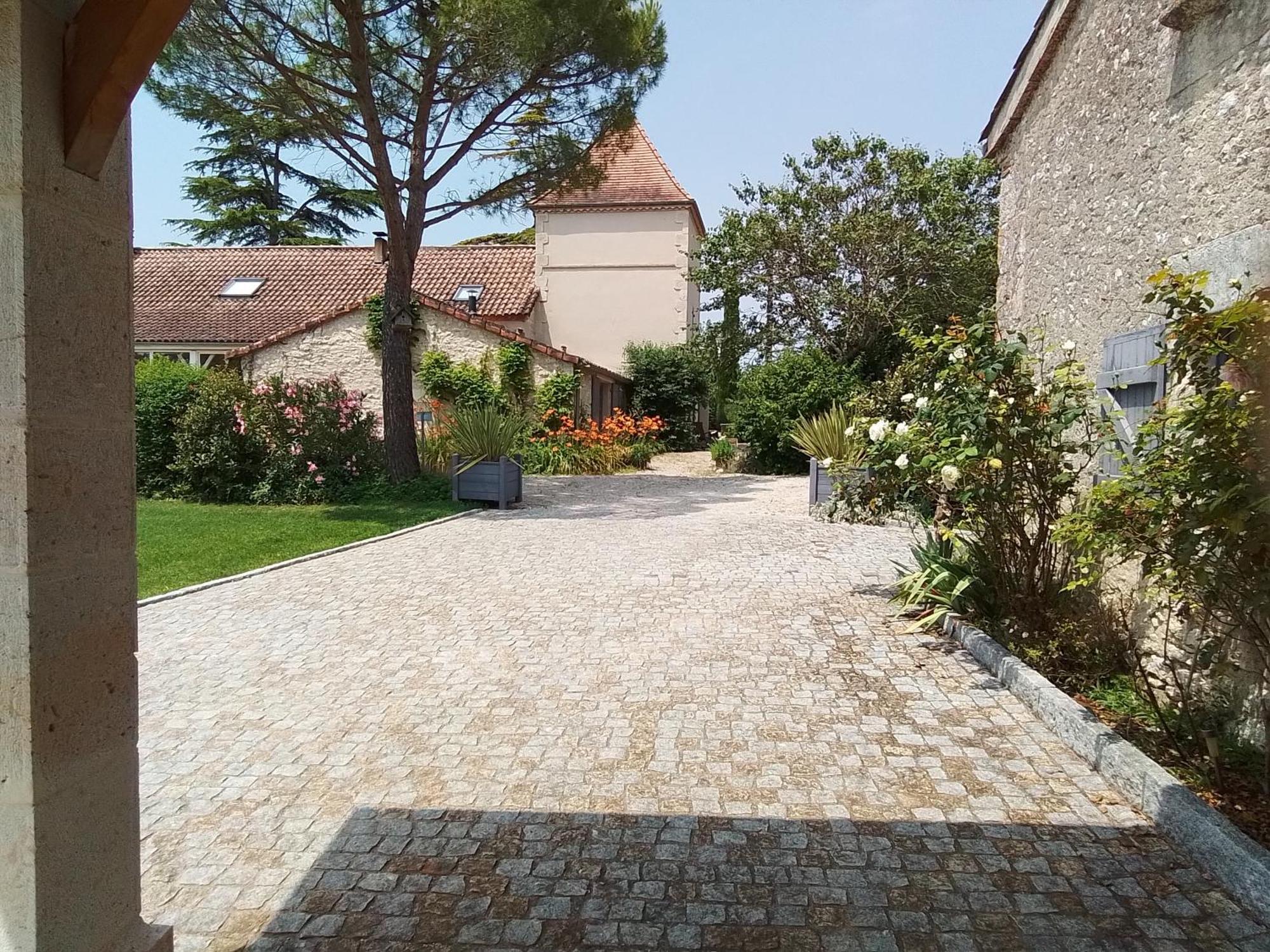 Villa Le Vignal Monflanquin Exterior foto